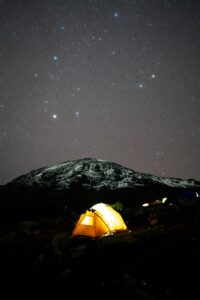 Bergsteigen in Tansania eyes4nature